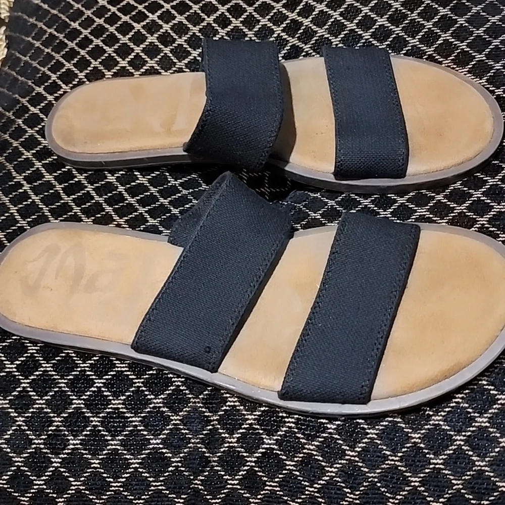 Black and brown double strap sandal - Picture 3 of 7